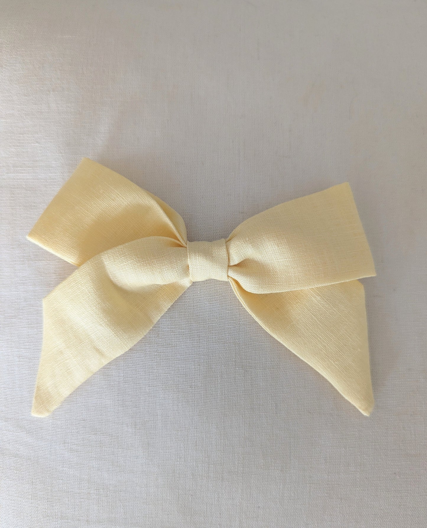 Large Bow Clip